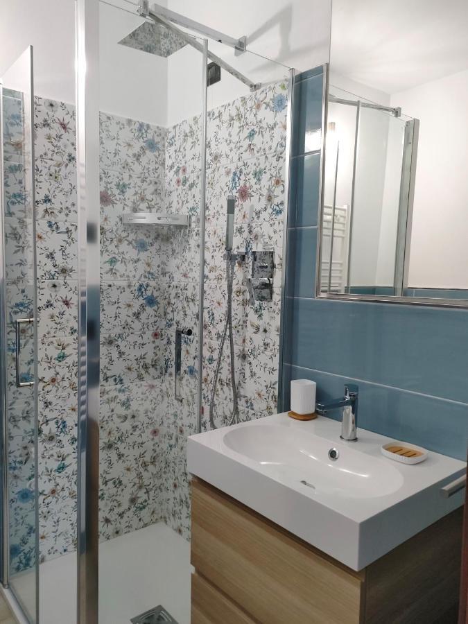 Zenia Rooms Сан-Теодоро Экстерьер фото